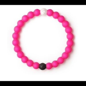 Breast Cancer Lokai